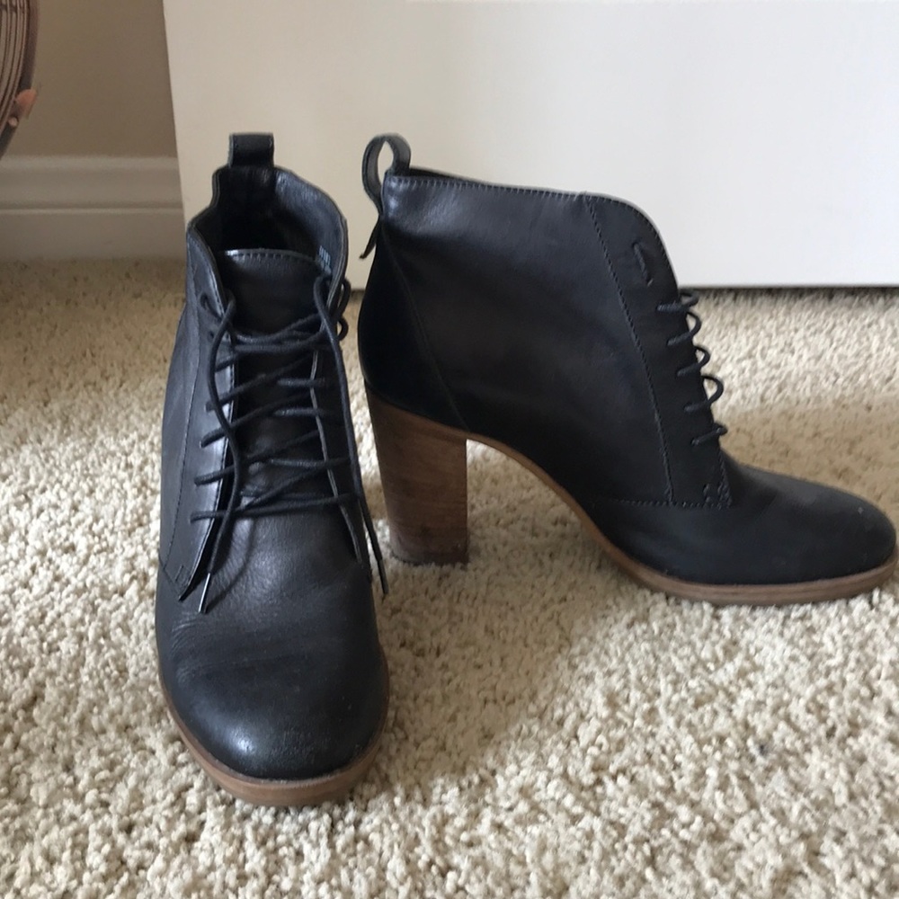 Madewell Black Leather Booties